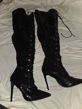 Black Lace-Up Sequin Knee-High Stiletto Boots